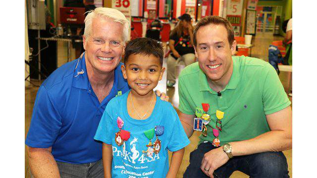 KSAT12 Weather Authority Fiesta Medal Giveaway with Mike & Justin: PicaPica Plaza