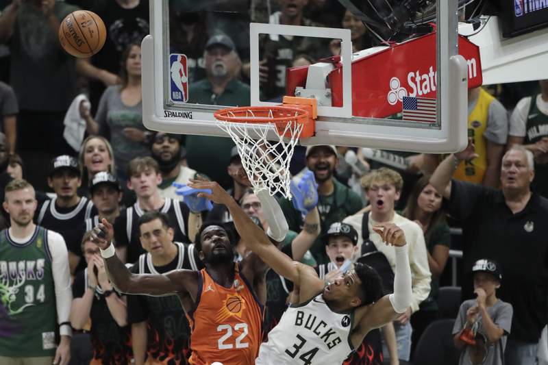Middleton sends Bucks past Suns to tie NBA Finals at 2-2