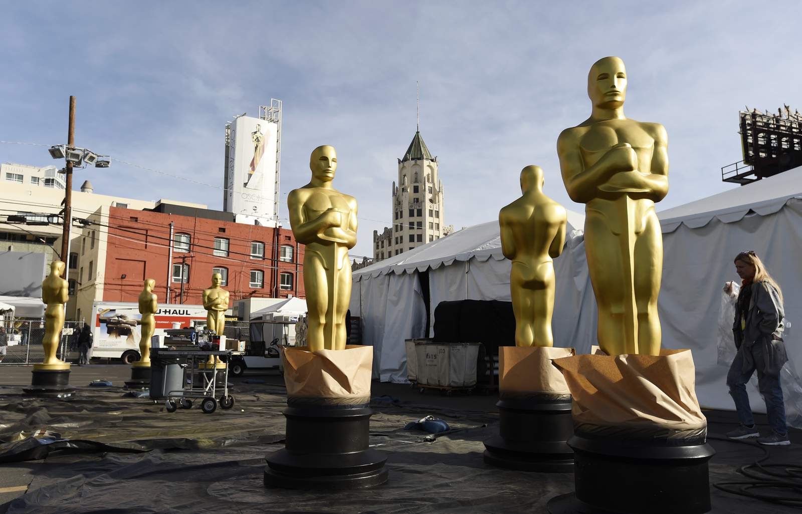 Oscars viewership plunges to record low