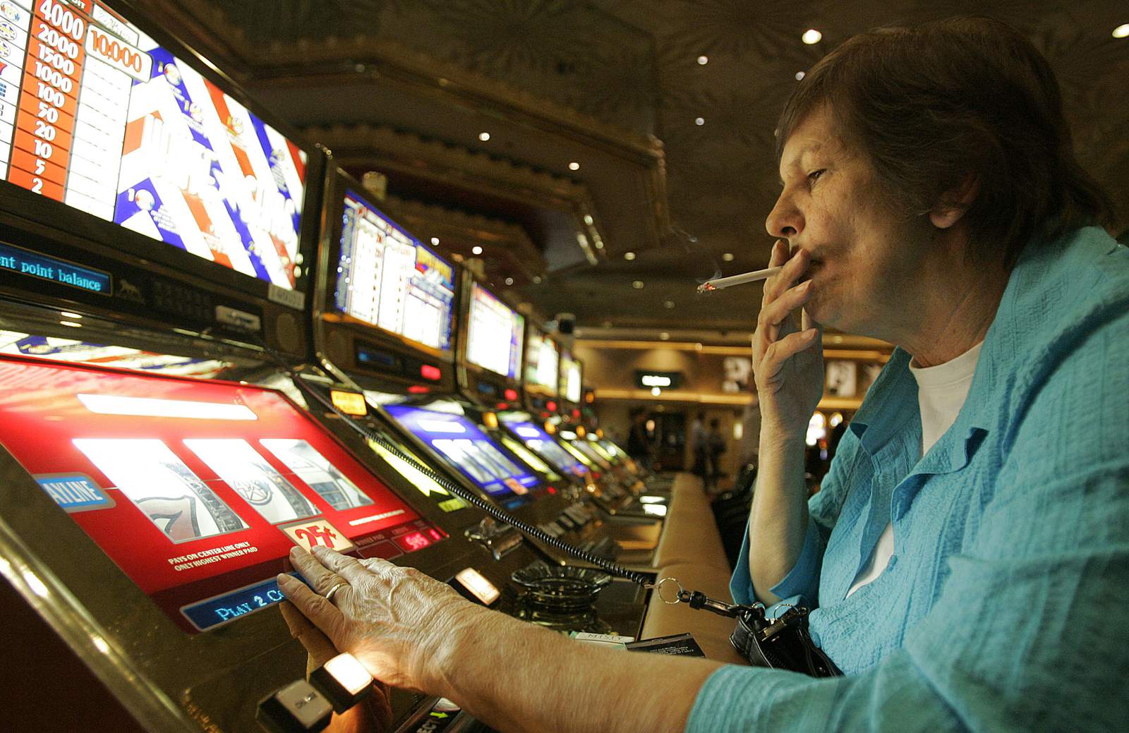 MGM Resorts adopts smoke-free policy for Vegas Strip casino
