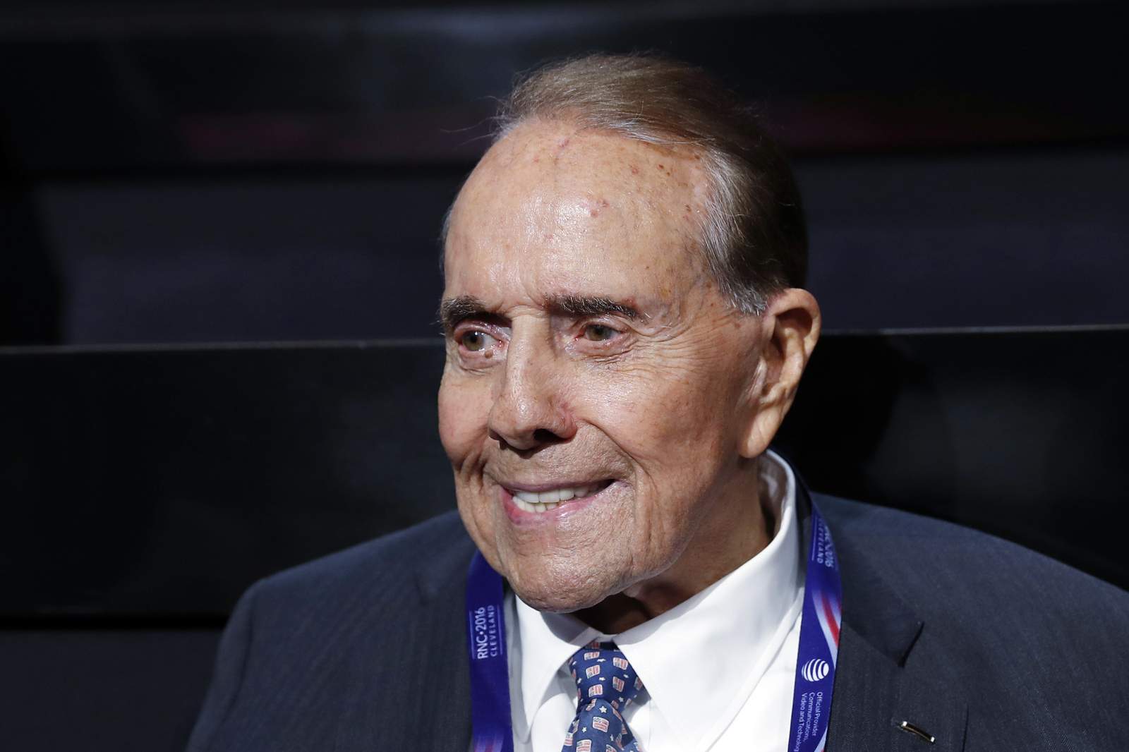 Bob Dole says he's been diagnosed with Stage 4 lung cancer