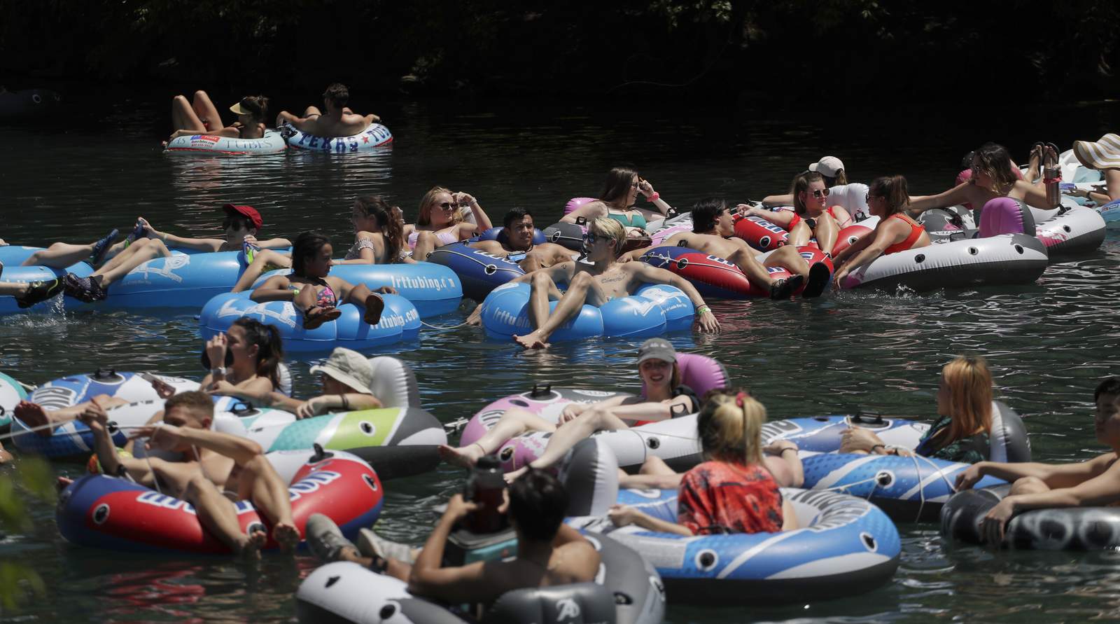 Comal River tubing company temporarily shuts down due to increased COVID-19 cases in the area