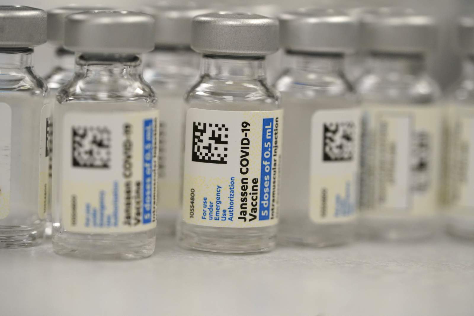 More than 800,000 first doses of the COVID-19 vaccine arriving in Texas this week