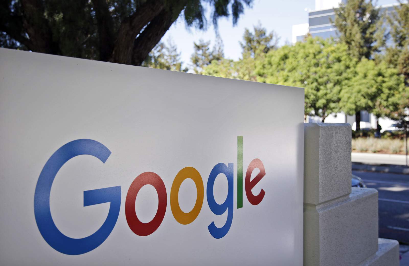 Dozens of states file anti-trust lawsuit against Google