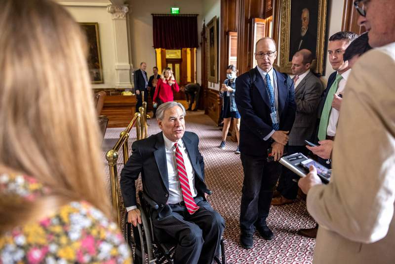 Texas lawmakers take first steps to restore Legislature’s funding after Abbott’s veto