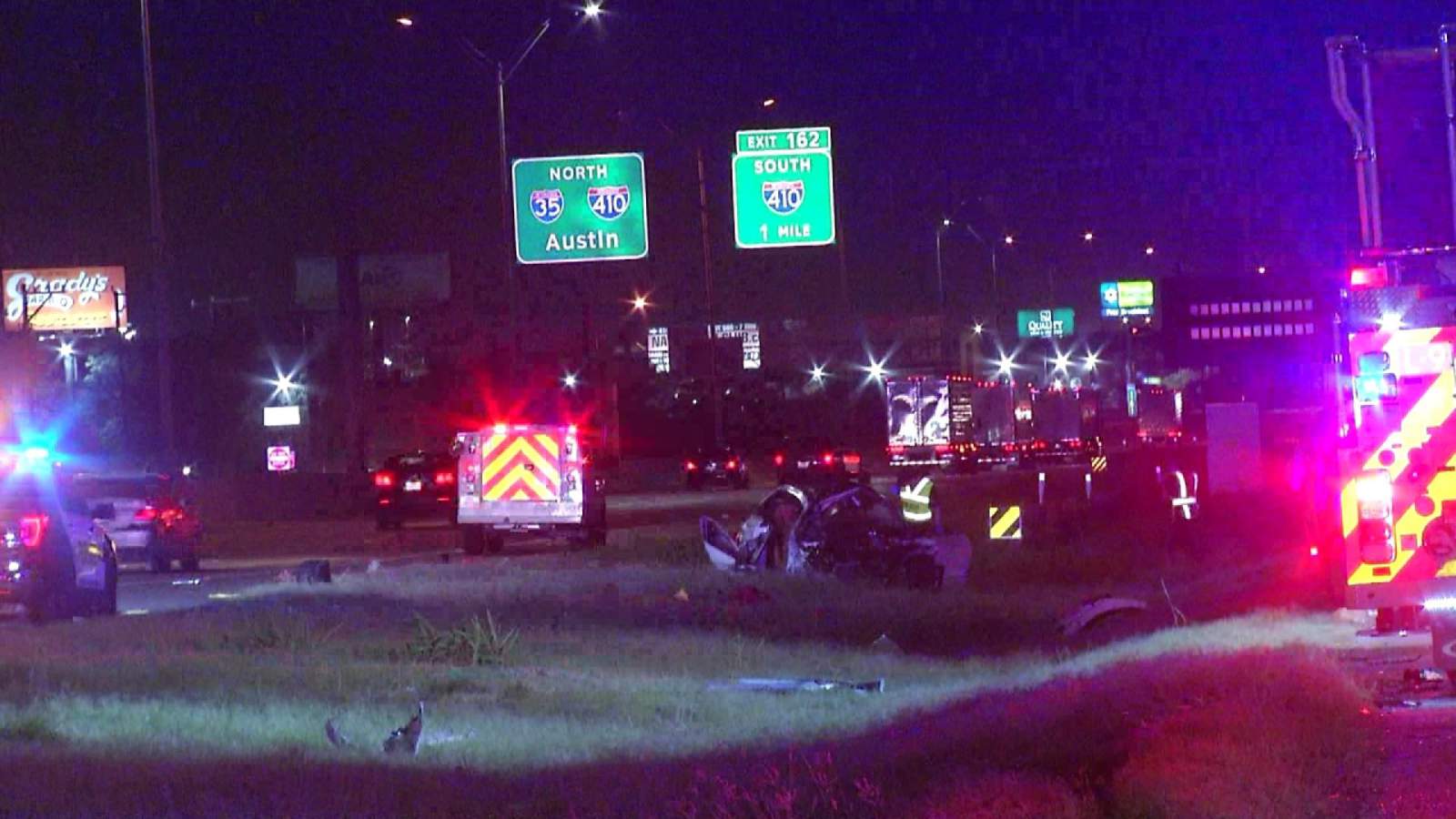 SAPD: 2 drivers hospitalized in rollover crash on I-35