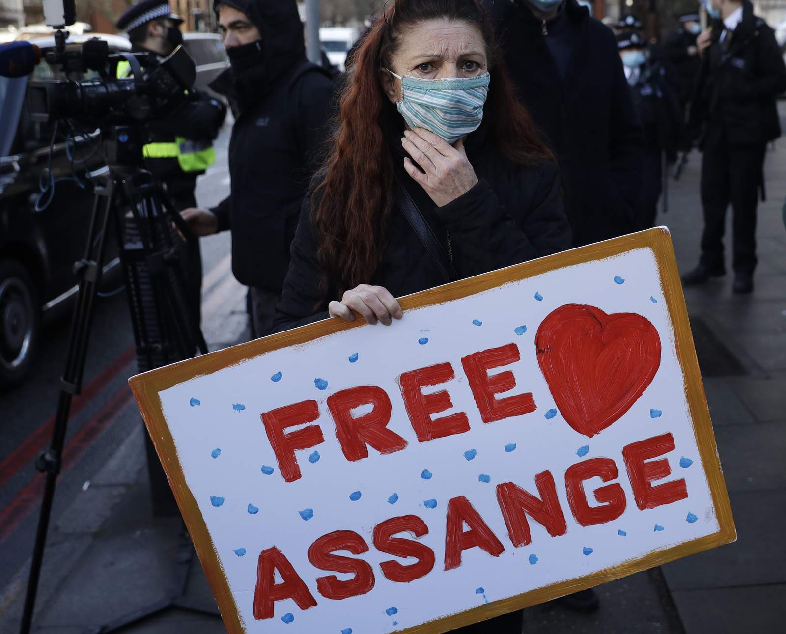 WikiLeaks founder Assange denied bail in UK
