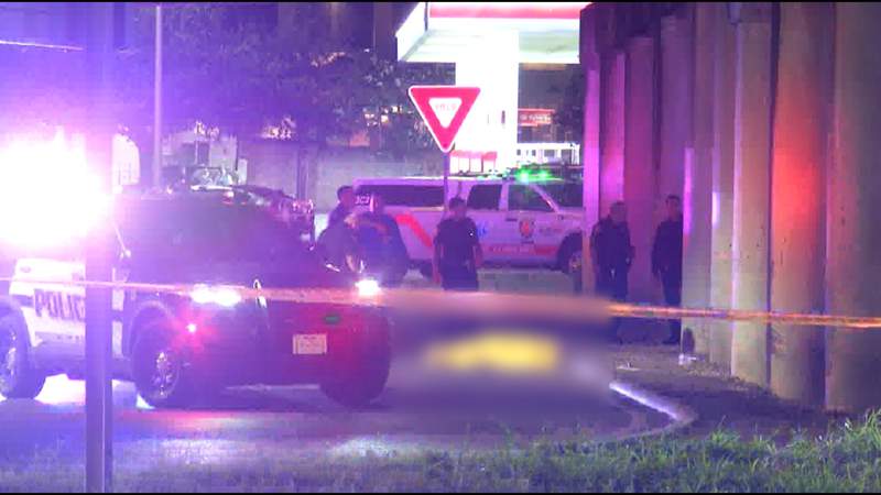 1 man killed, 1 wounded in shooting under South Side highway
