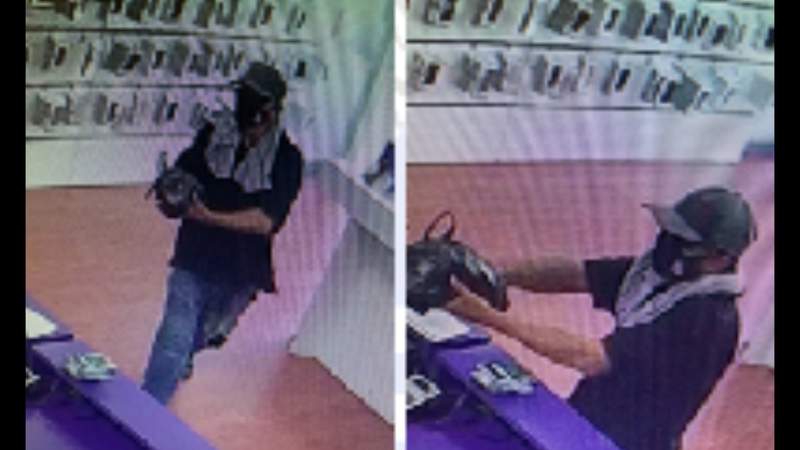 Recognize him? Police, Crime Stoppers seek suspect in robbery of Southeast Side cellphone store