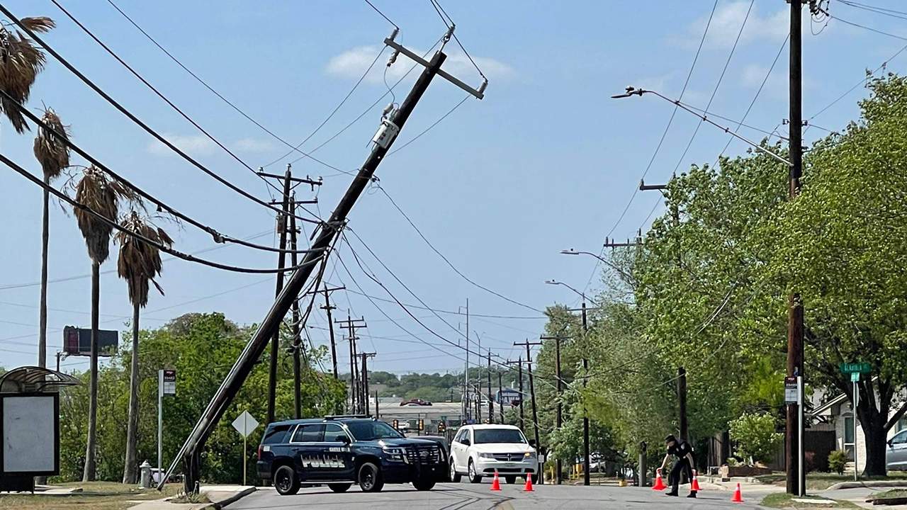 Castle Hills police close street due to falling utility pole