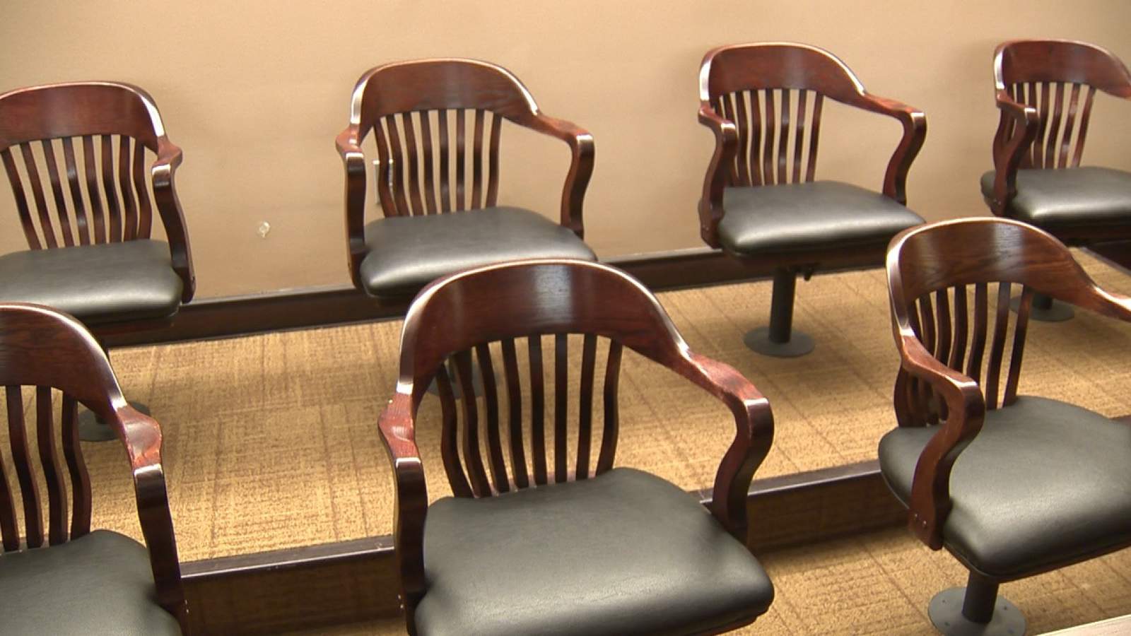 Moratorium on jury service extended in Bexar County