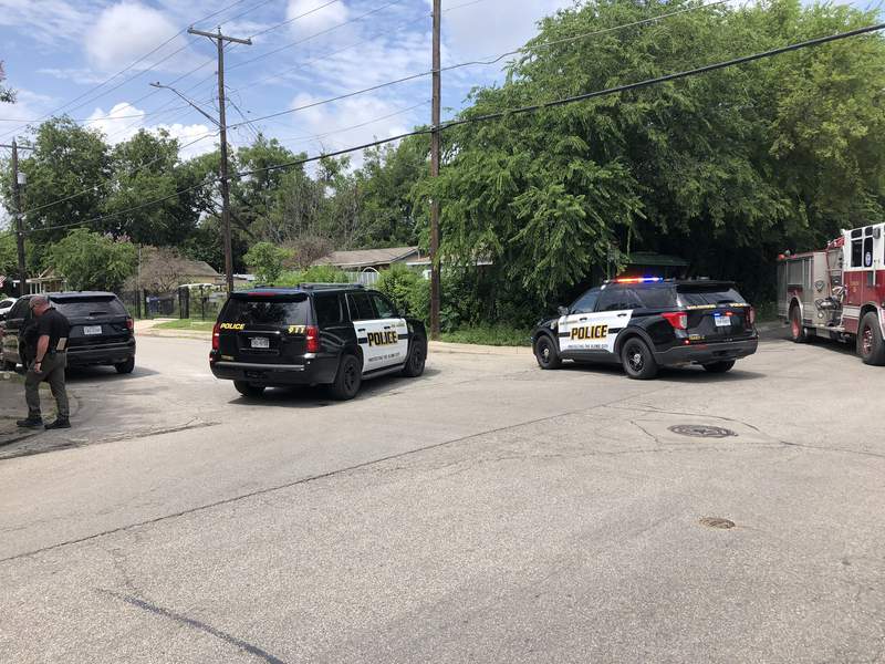 SAPD: Man who opened fire at KSAT journalists fatally shot by officers