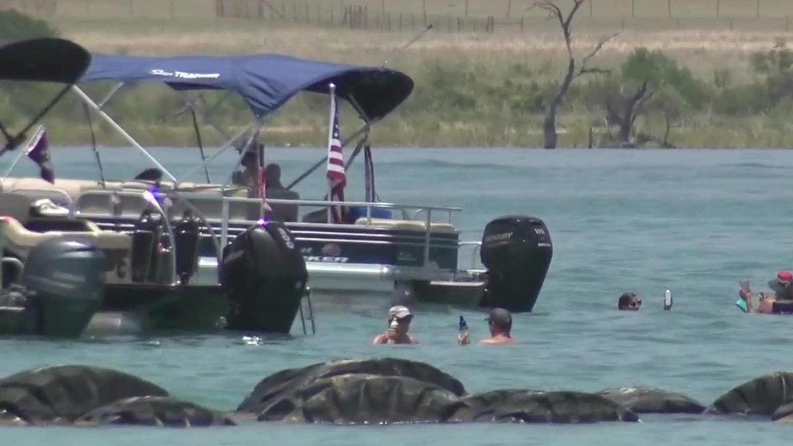 Firefighters dealing with increased traffic at Canyon Lake during 4th of July weekend