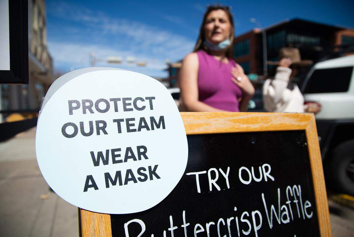 Texas no longer has a statewide mask mandate. But face coverings are still required in some businesses and public places.