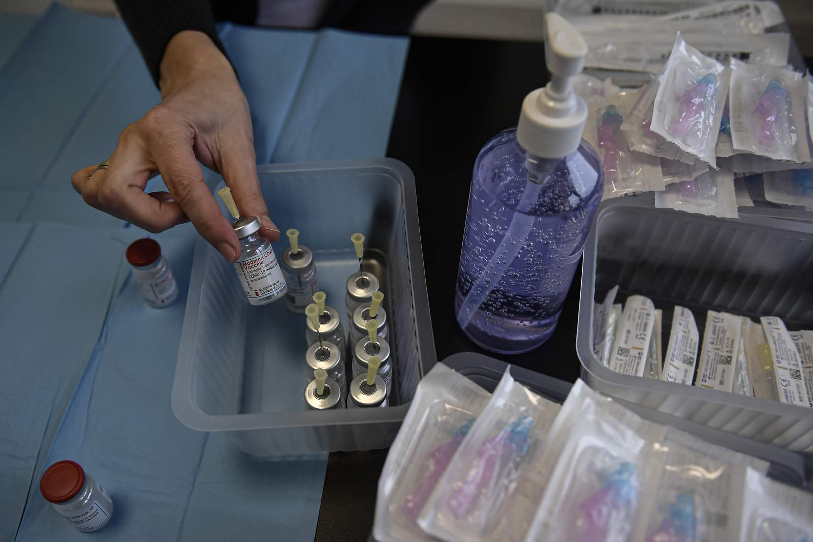Spain running short of vaccines due to delivery delays