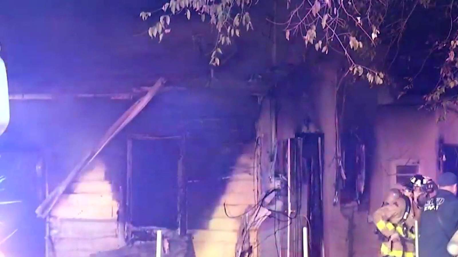 Man loses his Southwest Side home to overnight fire