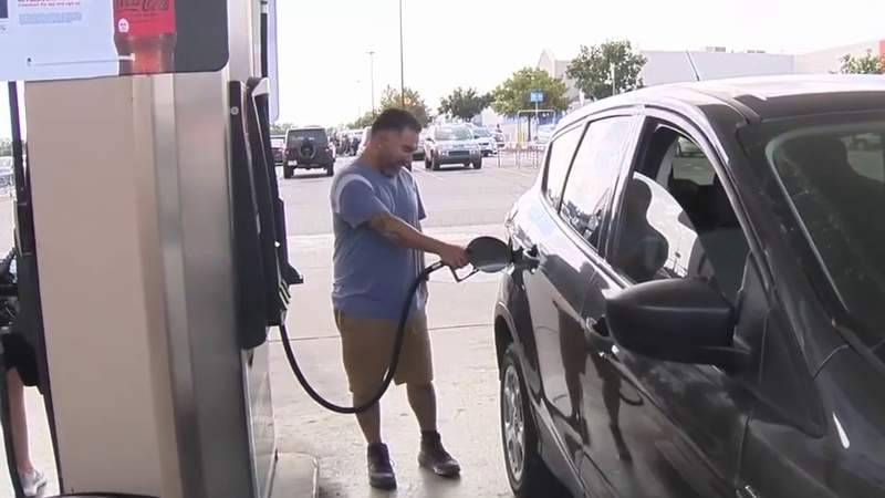 Road trippin’ this Labor Day weekend? Expect traffic, higher gas prices