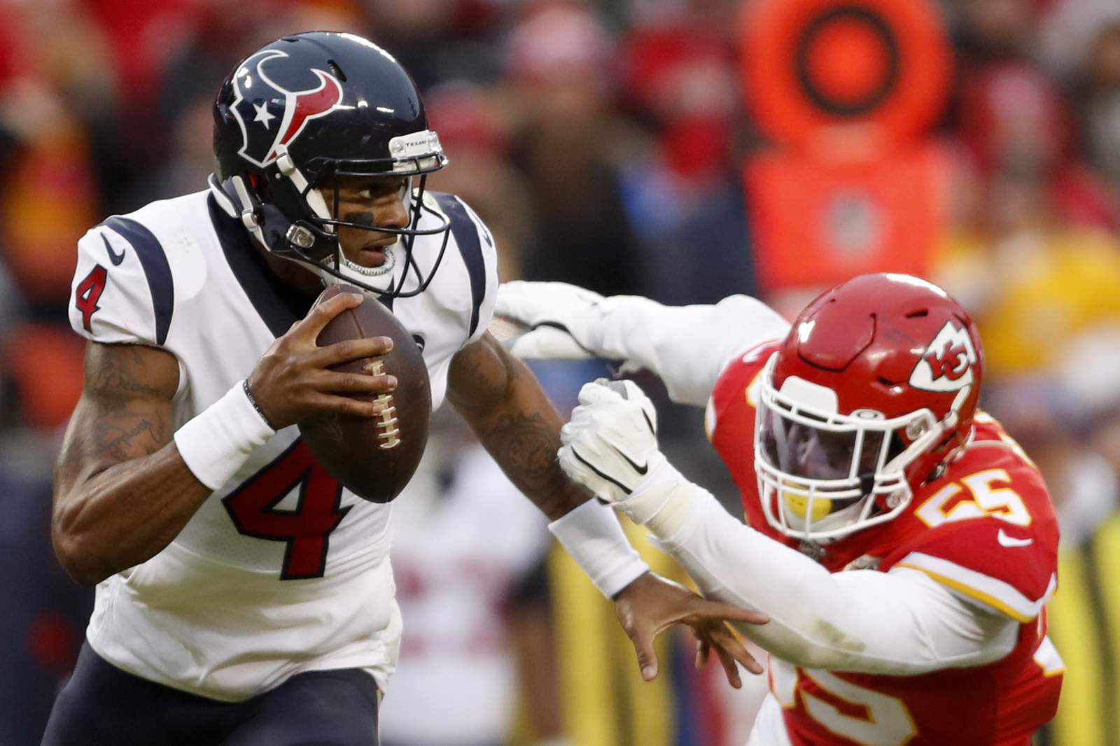 Texans look to contend for title with new-look offense