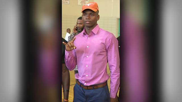 University of Texas defensive back Anthony Cook announces hes leaving Longhorns