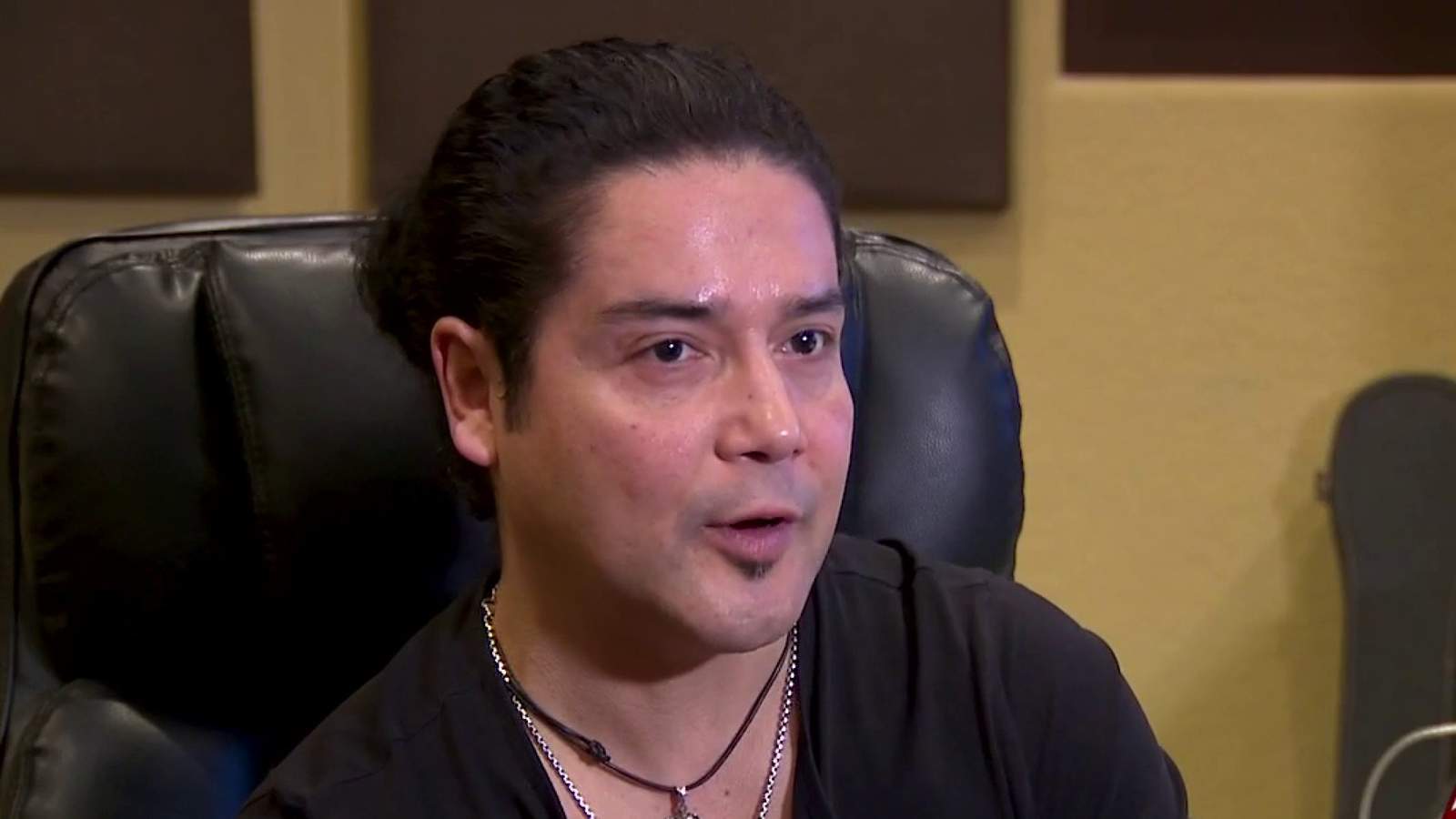 Chris Perez deletes social media post alleging his legacy, time with Selena was being erased