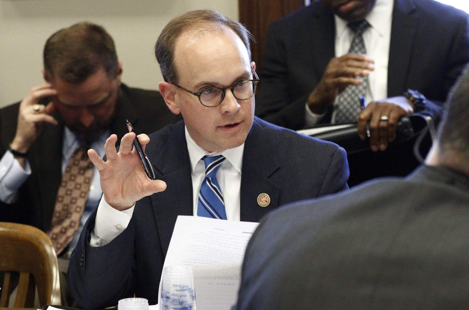 Senate panel advances Mississippi appeals court nominee