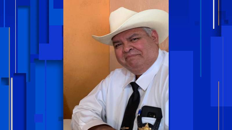 Gonzales County sheriff dies following long battle with COVID-19, officials say