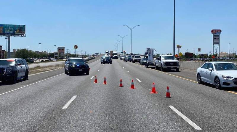 All northbound lanes of I-35 closed near FM 306 following major collision, New Braunfels police say