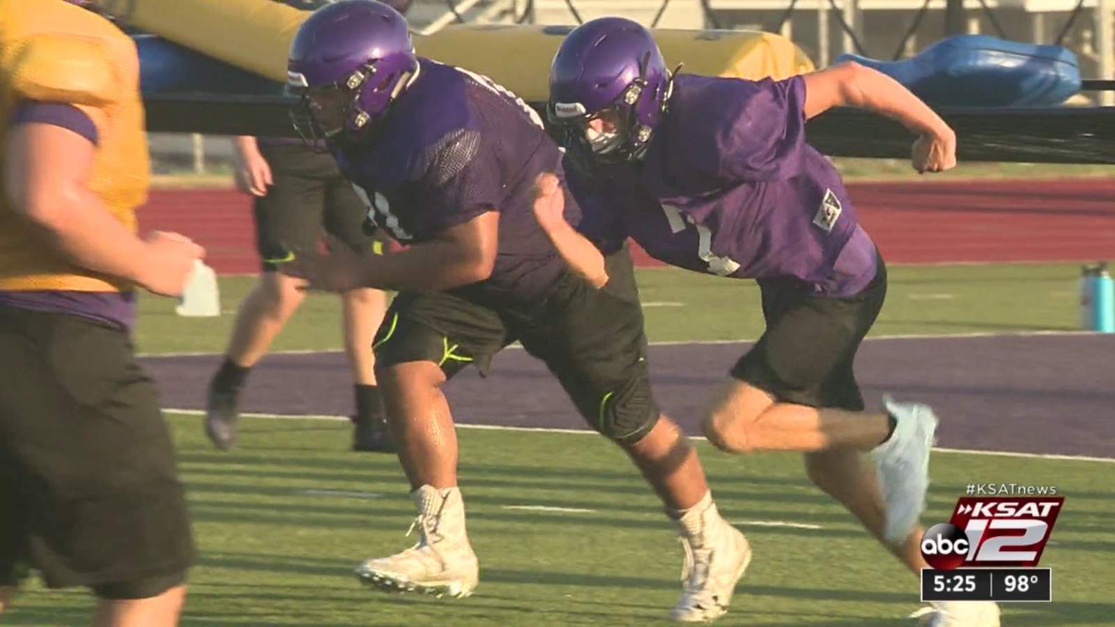 Navarro garnering preseason recognition with strong returning core