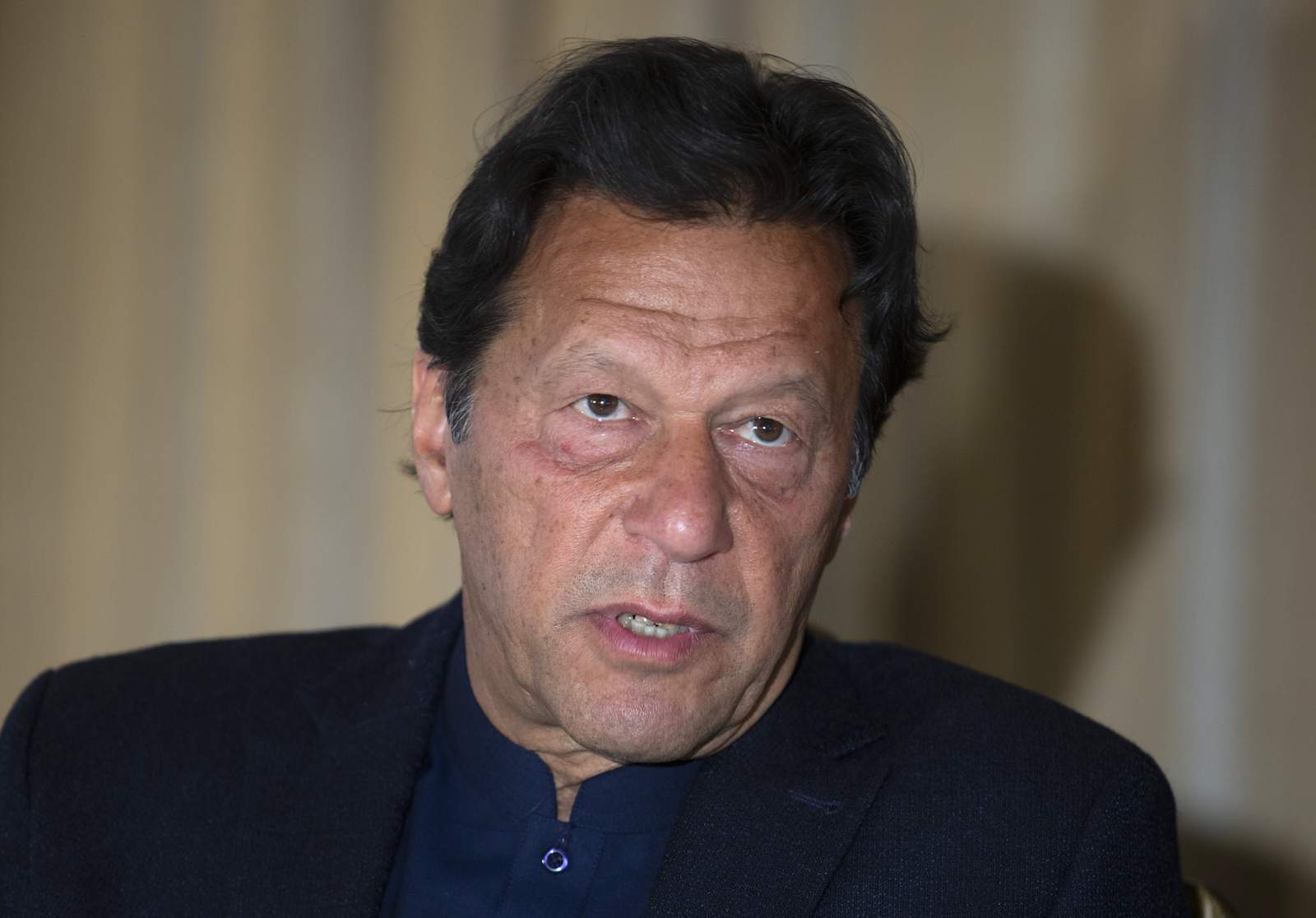 Pakistan's PM wins vote of confidence after Senate setback