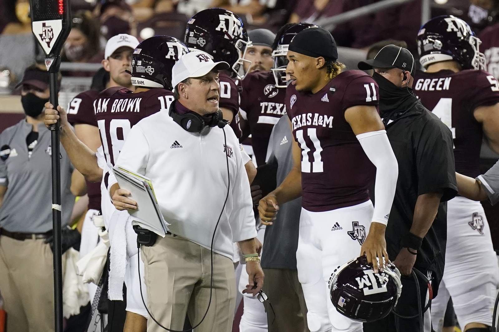 No. 8 Texas A&M looks for 9th straight victory over Arkansas