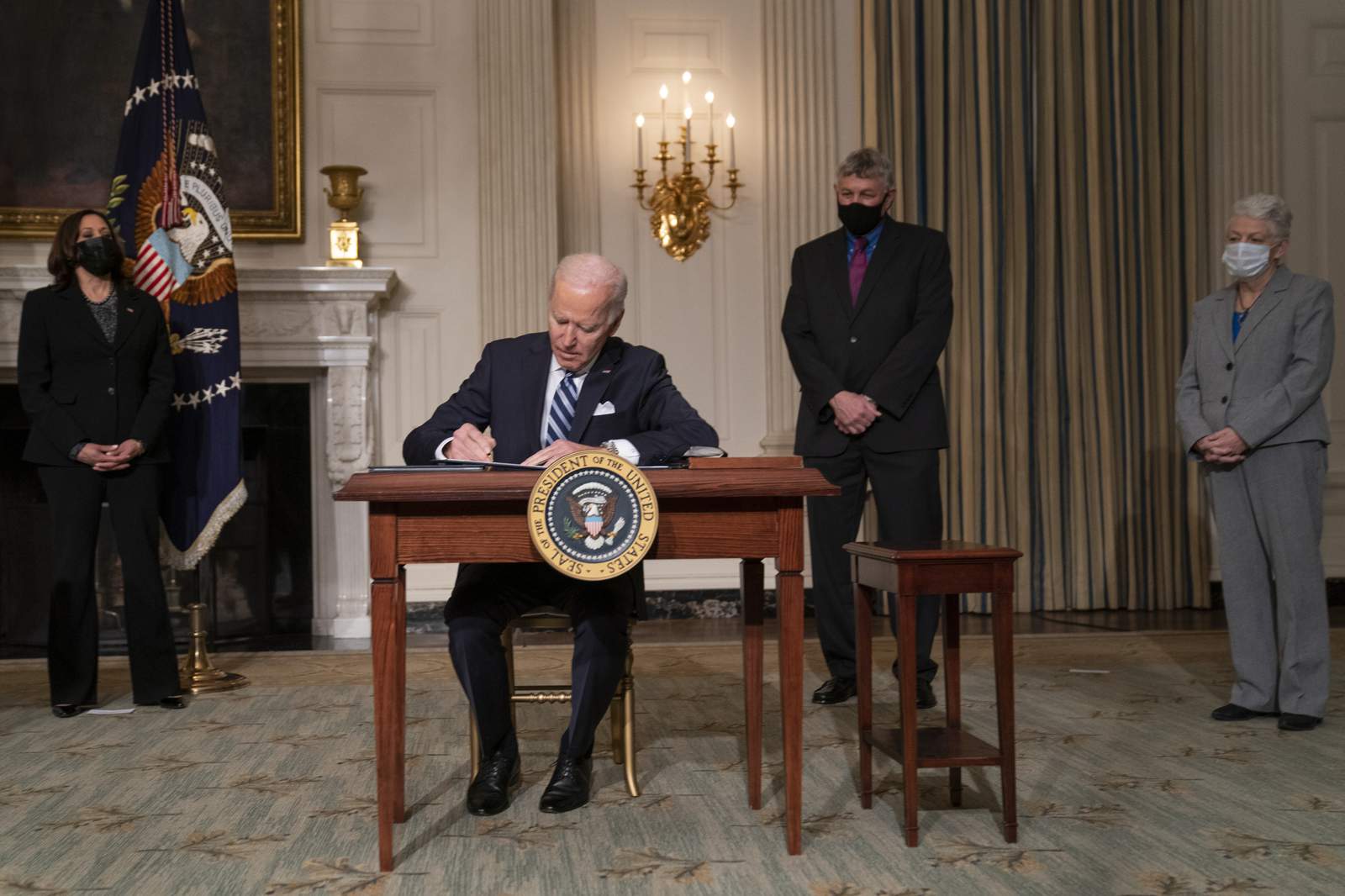 EXPLAINER: Executive orders can be swift but fleeting