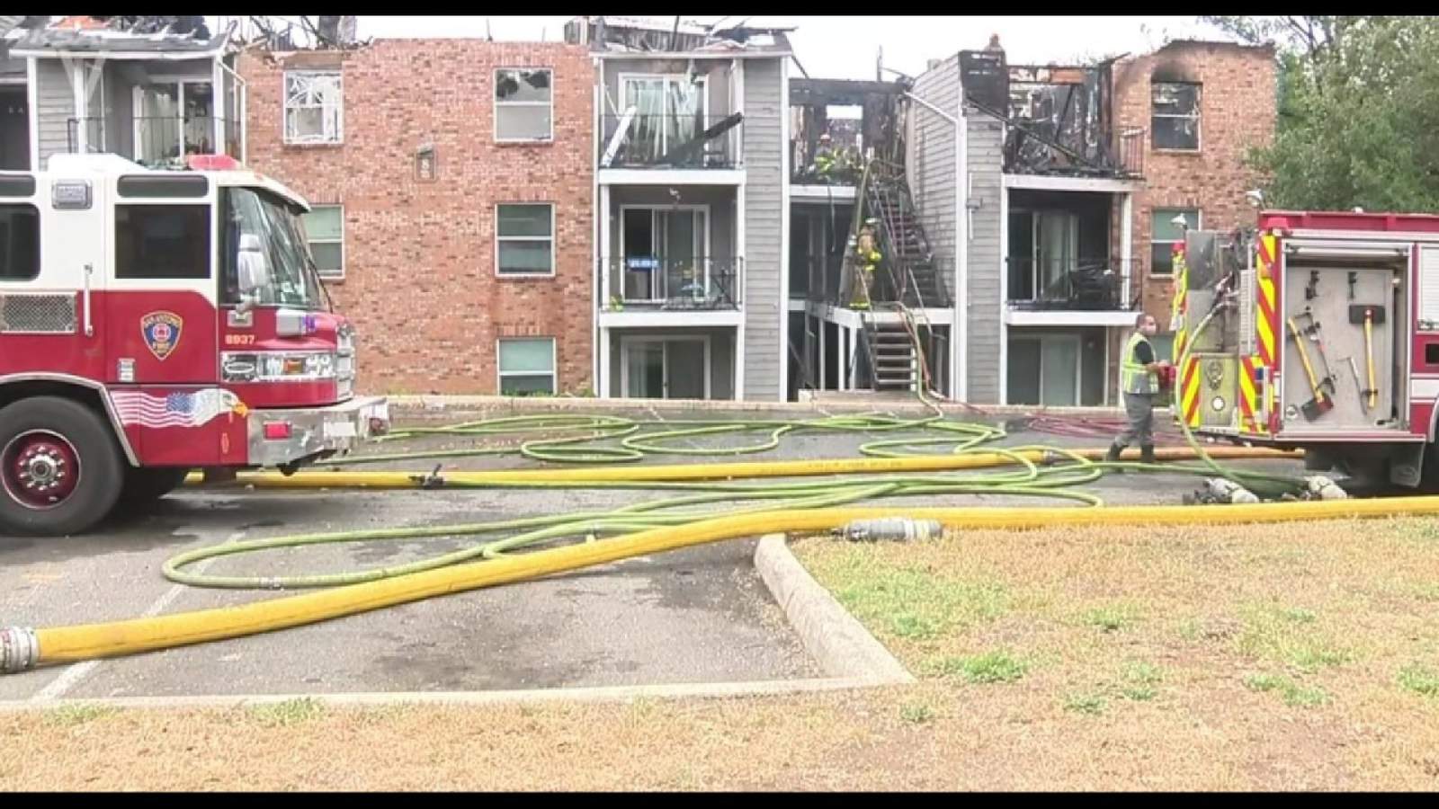 Fire causes heavy damage to apartment complex on North Side