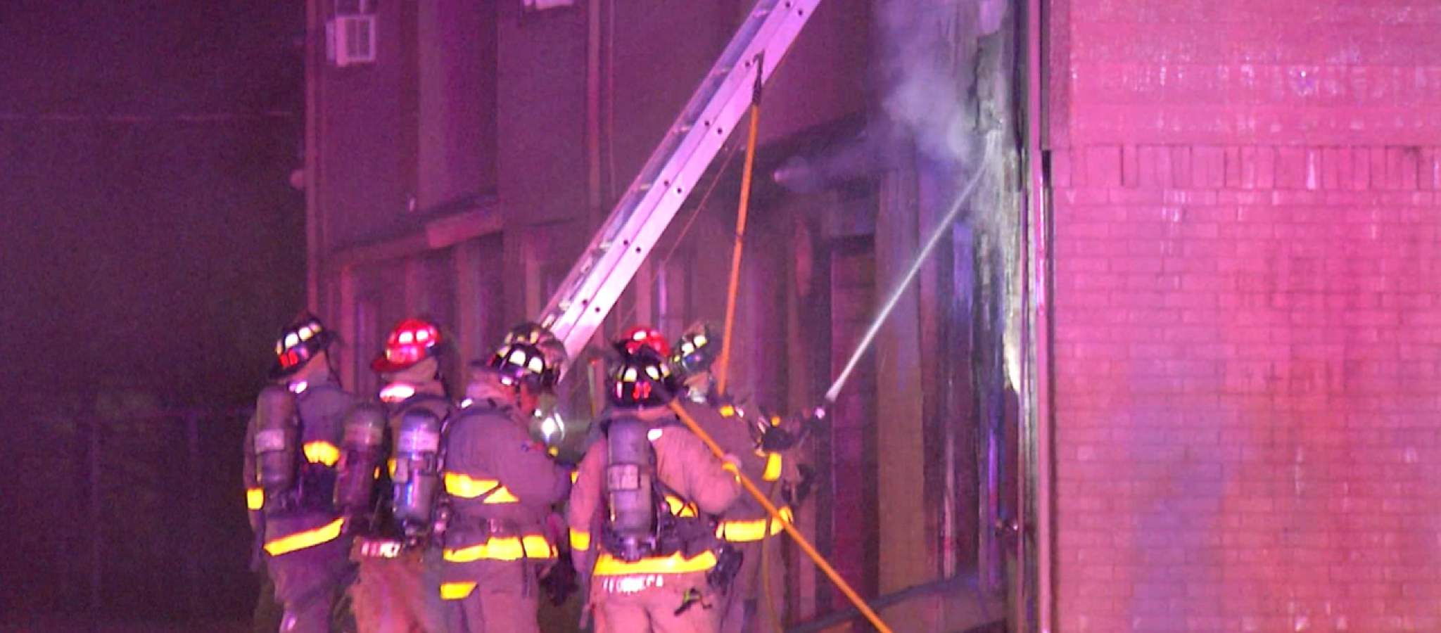 Residents displaced following apartment fire on far West Side, firefighters say