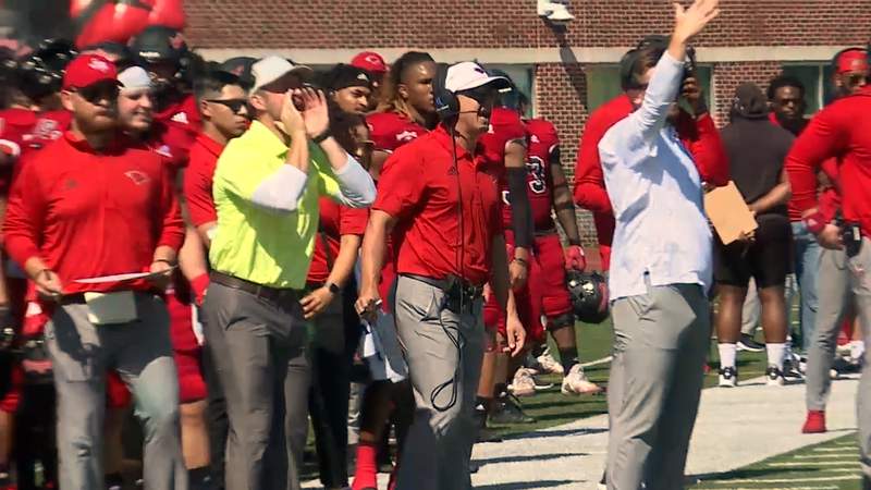 Ward throws two TDs, UIW blanks McNeese State 31-0