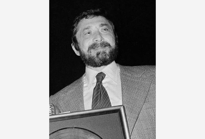 Walter Yetnikoff, volatile head of CBS Records, dead at 87