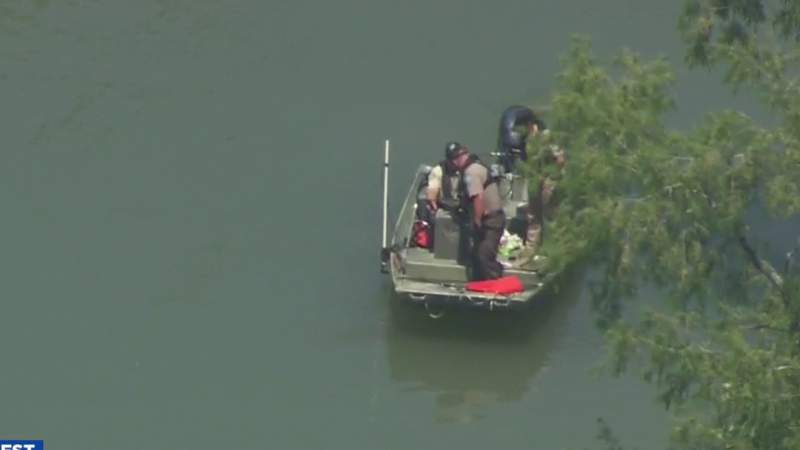 Body of San Antonio man found in Guadalupe River, officials say