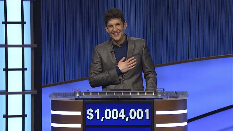 Yale student's winning run on 'Jeopardy!' makes history