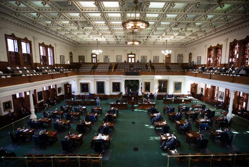 Senate panel advances Texas Senate and State Board of Education maps