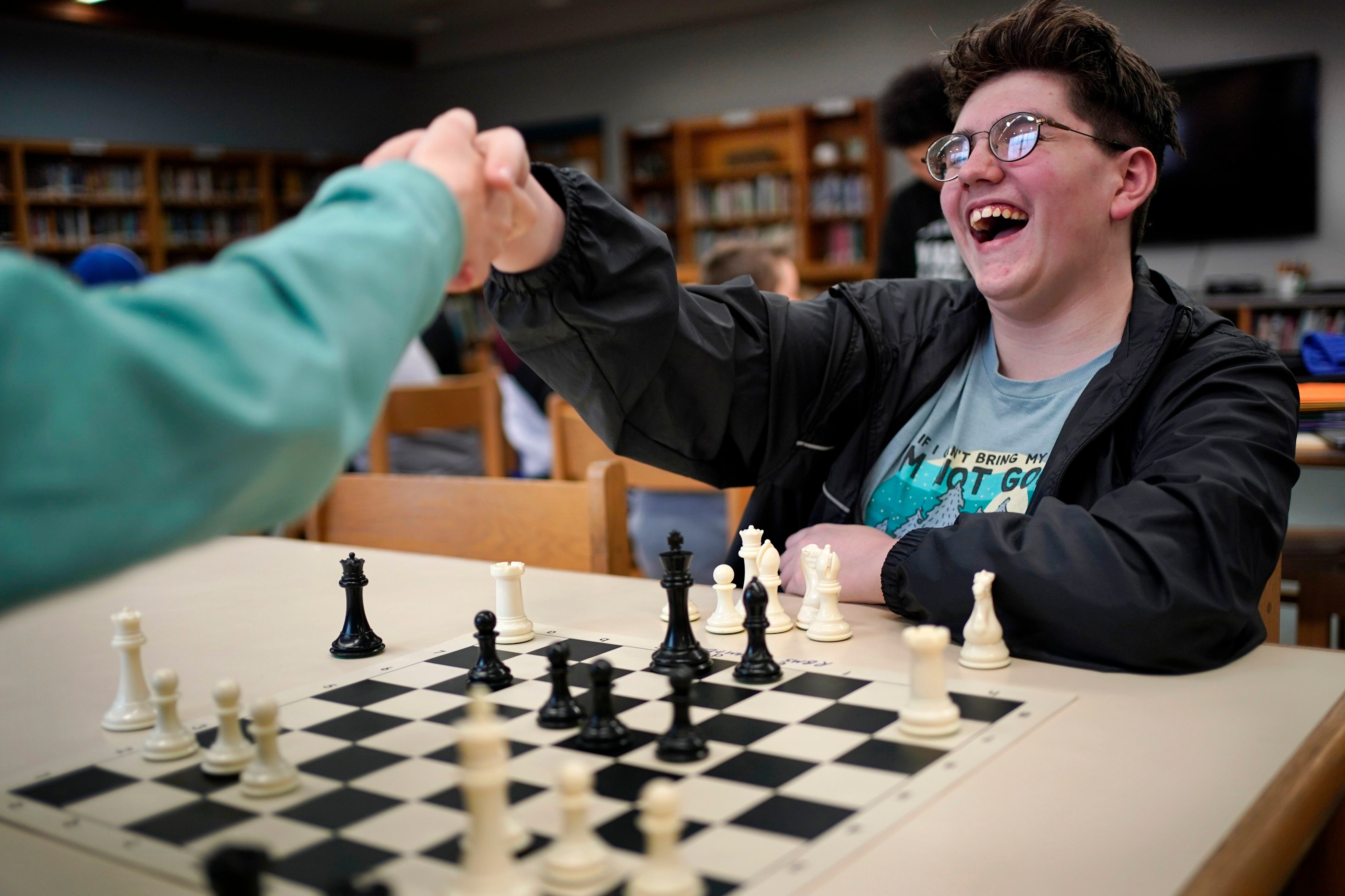 Real-life 'The Queen's Gambit': Custodian leads school chess teams