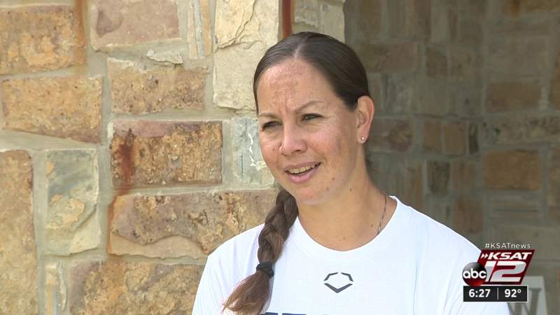 New Braunfels’ Cat Osterman departs for third Olympic games with USA Softball