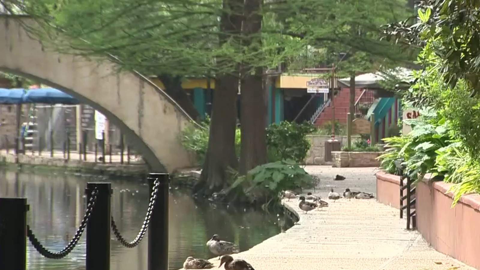 Residents enjoy Saturday at Riverwalk after new state orders to reopen Texas