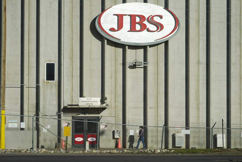 JBS Foods cited after worker dies in Colorado chemical vat