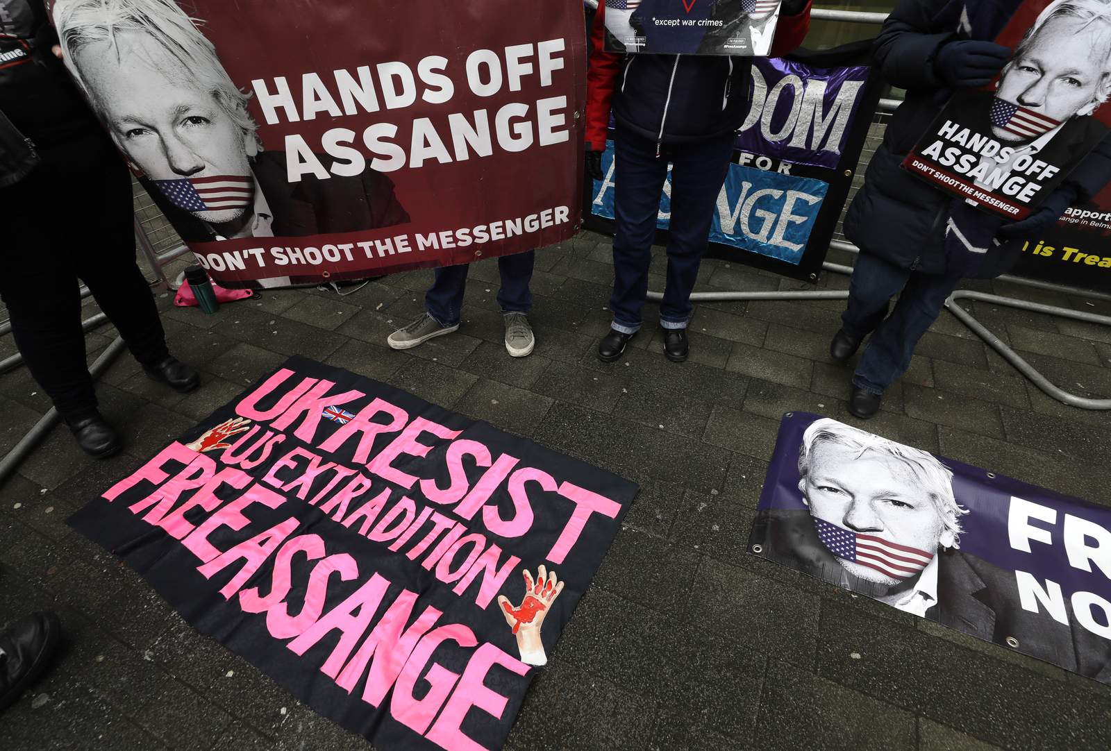 WikiLeaks' Assange to fight US extradition bid in UK court