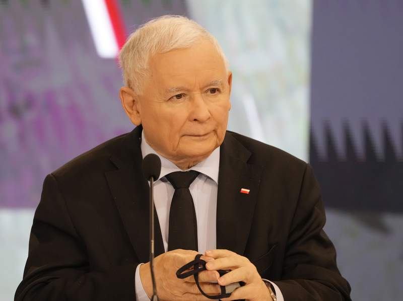 Poland plans 'radical' strengthening of its military