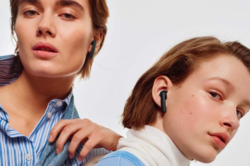 These wireless earbuds are anything but boring