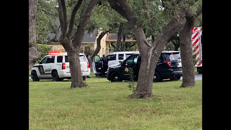 2 injured, hospitalized following small plane crash near Boerne, officials say