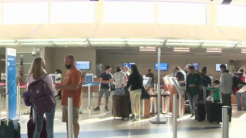 Travel numbers rise for holiday, SA airport showcases tribute for Memorial Day