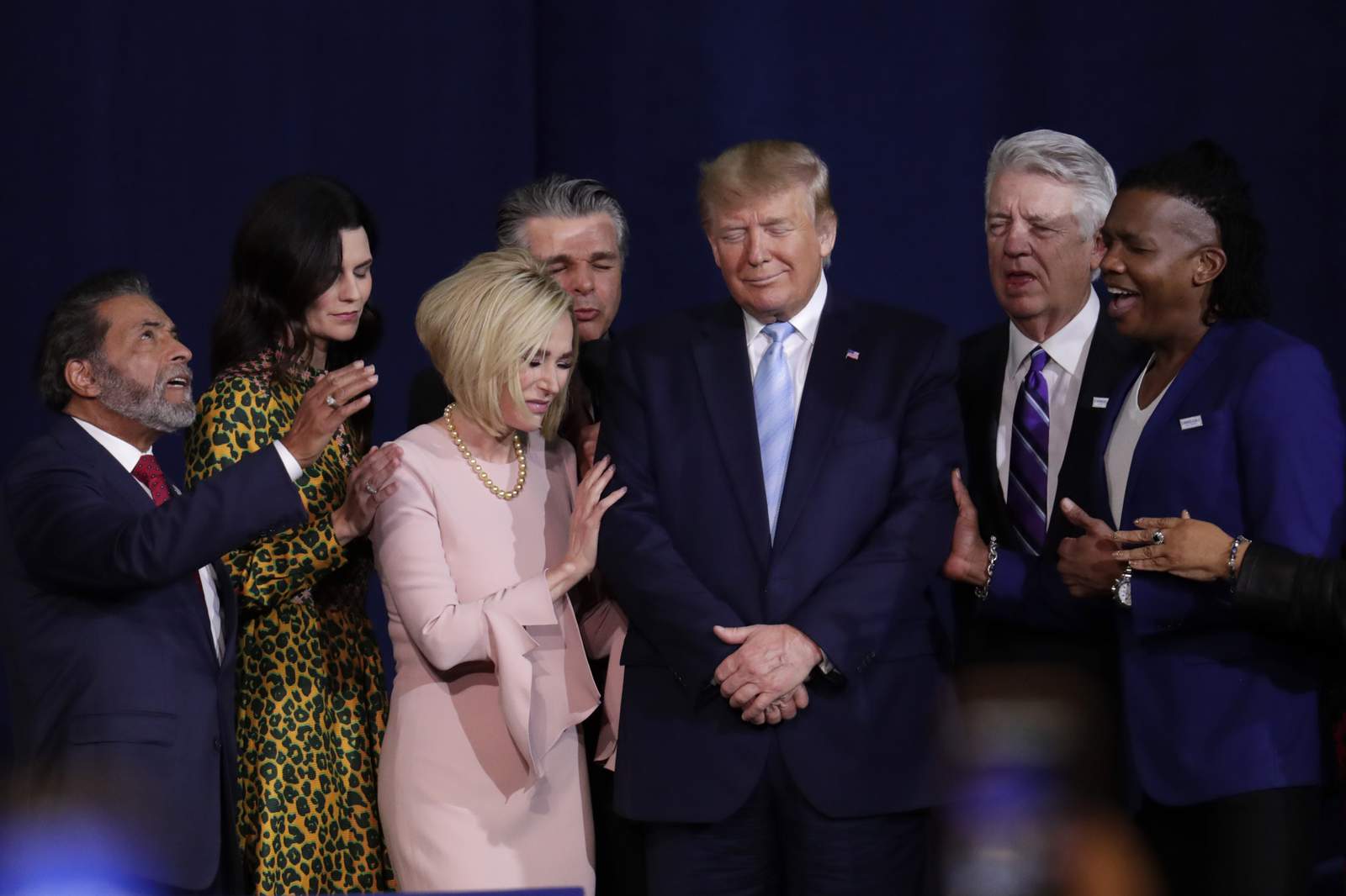 Evangelicals stick with Trump, see upside even if he loses