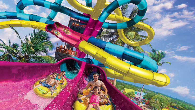 New dueling water slide ride will debut at Aquatica in 2022