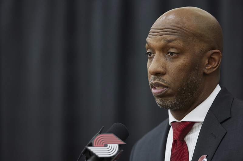 Blazers introduce Billups, 'stand by' hire amid criticism